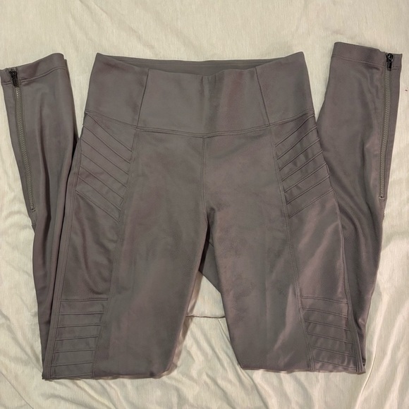 Athleta Pants - Athleta Women's Delaney gleam moto tights